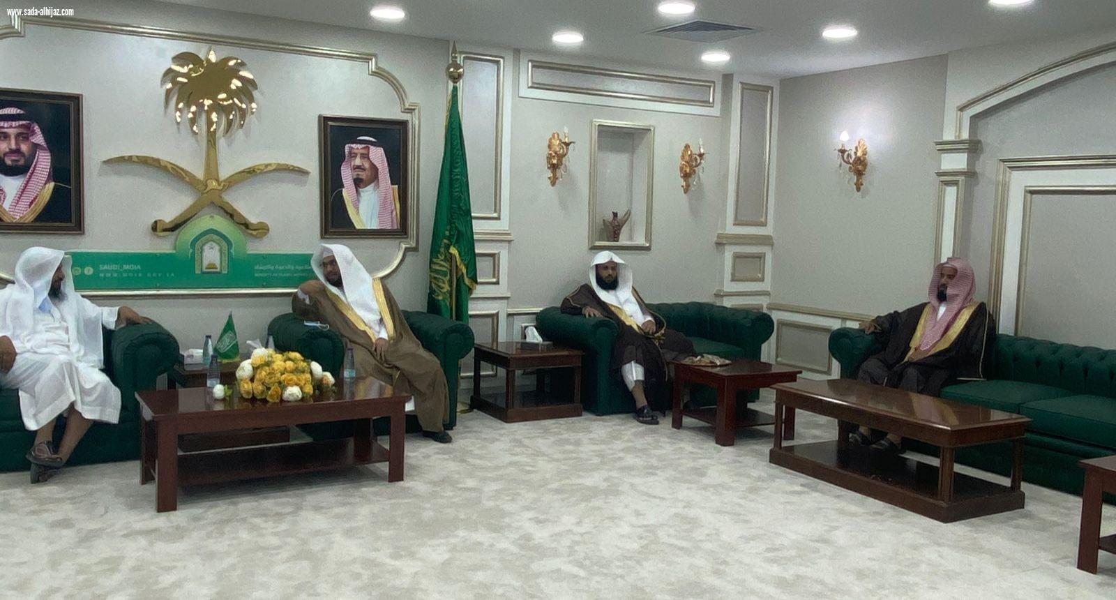 مدير عام فرع وزارة الشؤون الإسلامية بمنطقة الحدودالشمالية يستقبل مدير عام فرع الرئاسة لهيئة الأمر بالمعروف والنهي عن المنكر  المكلف 