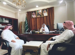 محافظ صبيا المكلف يستقبل مدير مستشفى المحافظة 