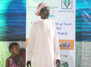 مدرسة ابي عبدالرحمن السلمي بمشاركة صدى الإبداع تحيي الليلة السادسة بمهرجان ساحل عسير بالقحمة