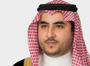 نائب وزير الدفاع يستقبل وفدًا يمنيًا رفيع المستوى بقيادة رئيس البرلمان