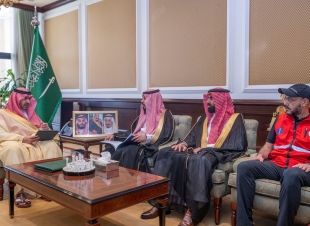 نائب أمير تبوك يطلع على التقرير السنوي لفرع هيئة الهلال الأحمر بالمنطقة  
