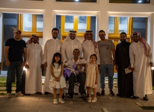 التهامي يشارك افتتاح معرض خفاق في مركز الفنون  ويحتفي بسلامة العوفي