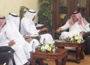 محافظ صامطة يستقبل أعضاء يستقبل أعضاء جمعية تحفيظ القرآن الكريم بالمحافظة 